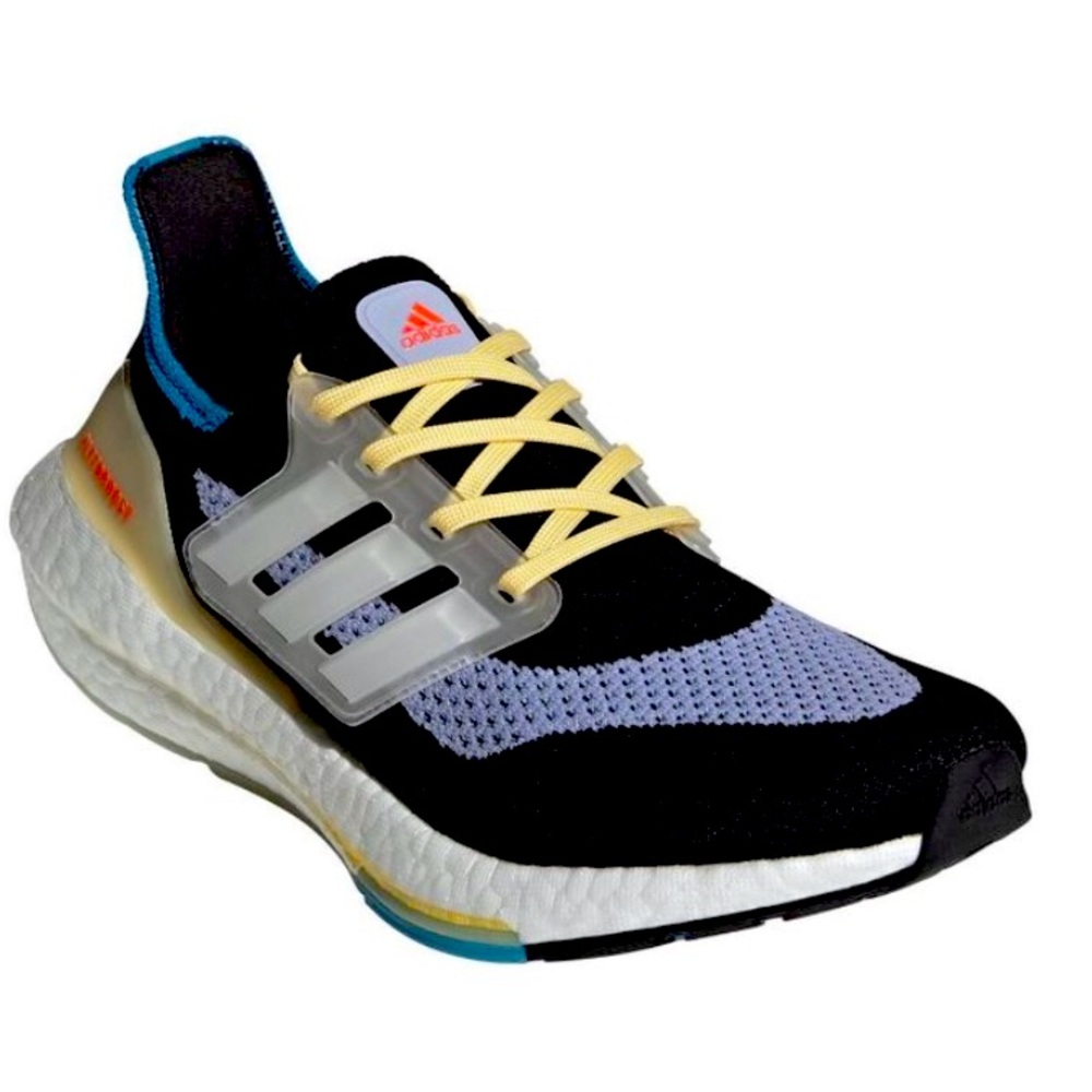 Adidas Ultraboost 21 women’s 5 NEW in box